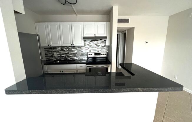 1 bed, 1 bath, 650 sqft, $1,850