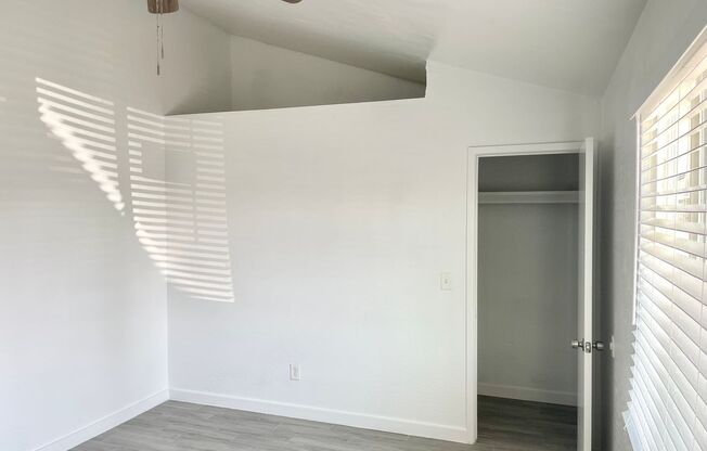 2 beds, 1 bath, 768 sqft, $1,295