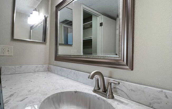 1 bed, 1.5 baths, 737 sqft, $1,850, Unit 115