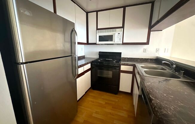 1 bed, 1 bath, 700 sqft, $1,995, Unit 304