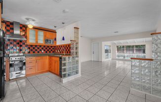 2 beds, 2 baths, $3,400