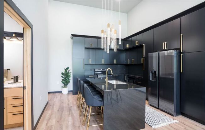 2 beds, 2 baths, 1,144 sqft, $1,895, Unit 3340-205