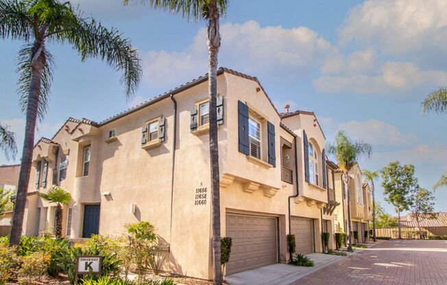 Beautiful 2 Bedroom / 2 Bath Condo in Desirable Scripps Ranch