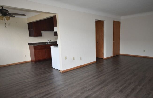 Mount Curve Apartments