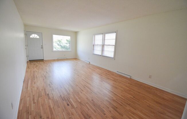 3 bed 1 bath Available For Rent Near Historic Pill Hill!