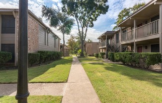 Canterbury Court Apartments