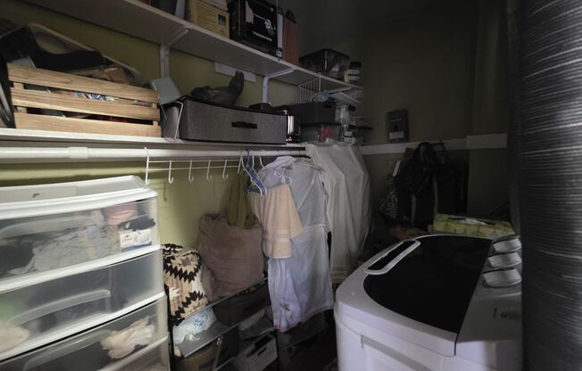 Studio, 1 bath, $795, Unit 29