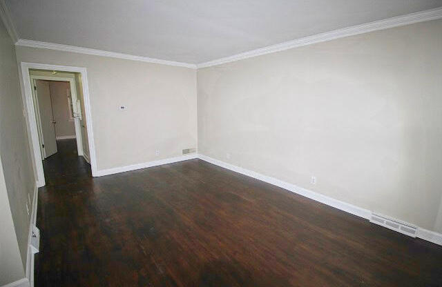 Available mid-June! 2 Bed Duplex In The Heart of Downtown Durham!