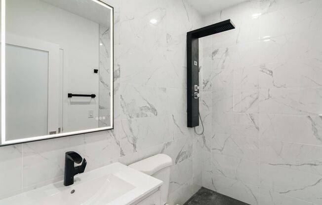 2 beds, 1 bath, 1,000 sqft, $1,558, Unit Unit 1