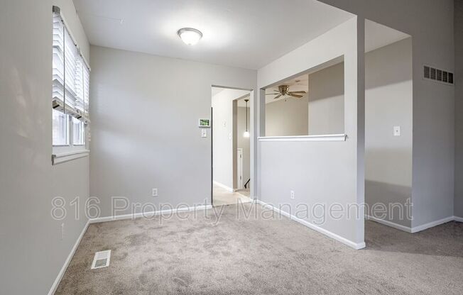 5606 5608 NW HILLSIDE DR