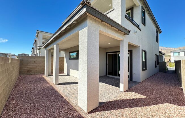 4 beds, 3 baths, $2,895
