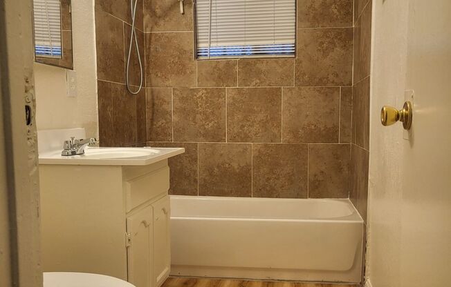 2315 W. Compton Blvd.