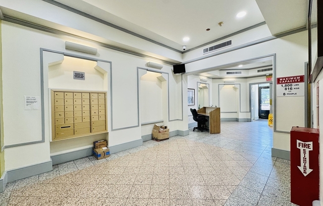 2 beds, 1 bath, 736 sqft, $3,700, Unit 6B