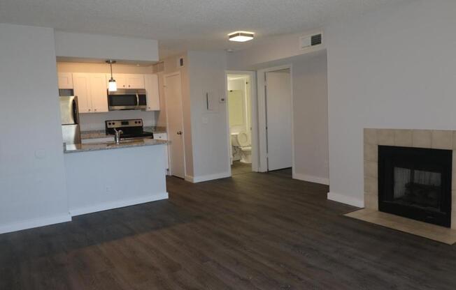 400 LAKE PLACID COURT