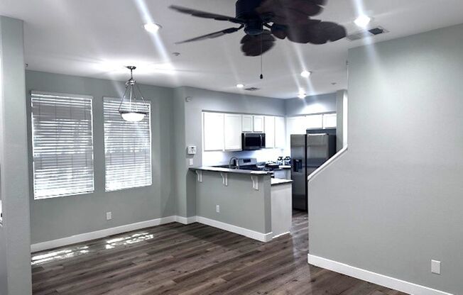 Very Nice Townhome!