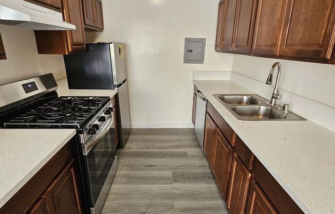 1013 Ocean Park LLC Trust