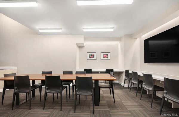 2 beds, 2 baths, 984 sqft, $7,500, Unit 11F