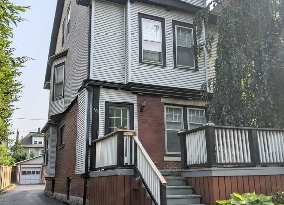 663 LAFAYETTE AVE
