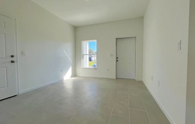 BRAND NEW 2/2/1- SW LEHIGH ACRES