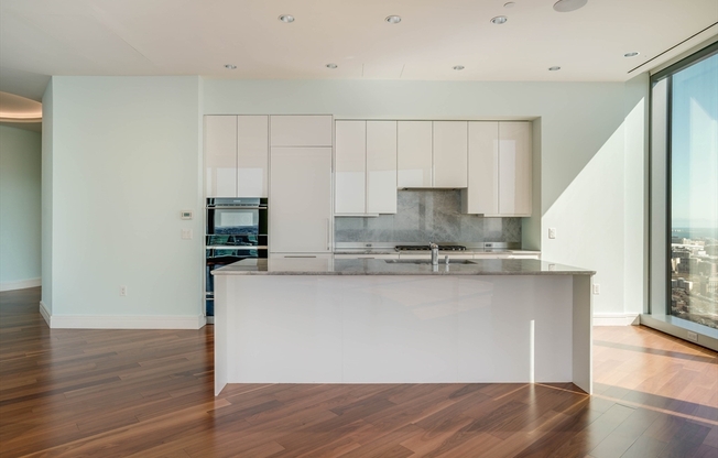 3 beds, 3.5 baths, 2,558 sqft, $30,000, Unit 4504