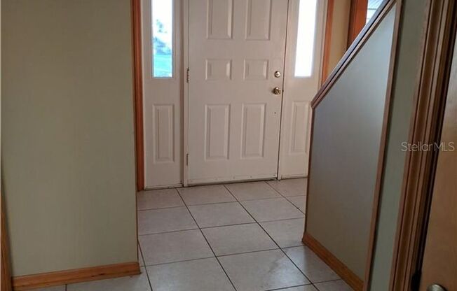 3 Bedroom 3.5 Bath Pool Home-No HOA