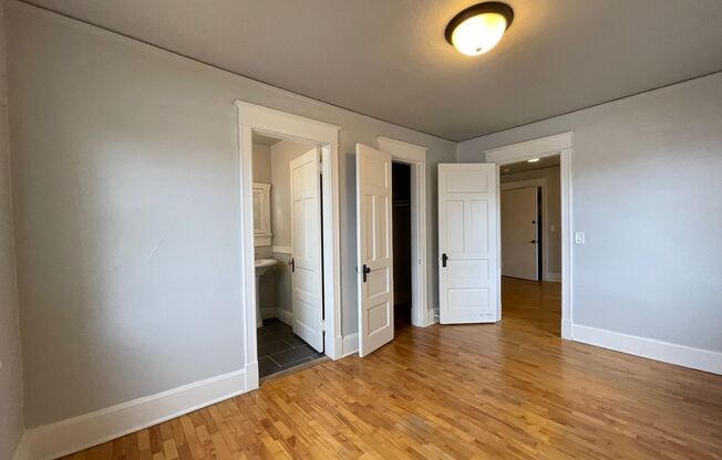 1 bed, 1 bath, 730 sqft, $1,295, Unit 102
