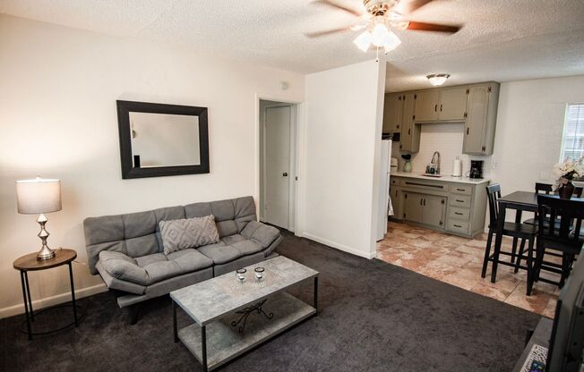 1 bed, 1 bath, 750 sqft, $650, Unit 1710 B