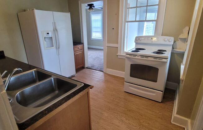 4 beds, 1 bath, $1,740