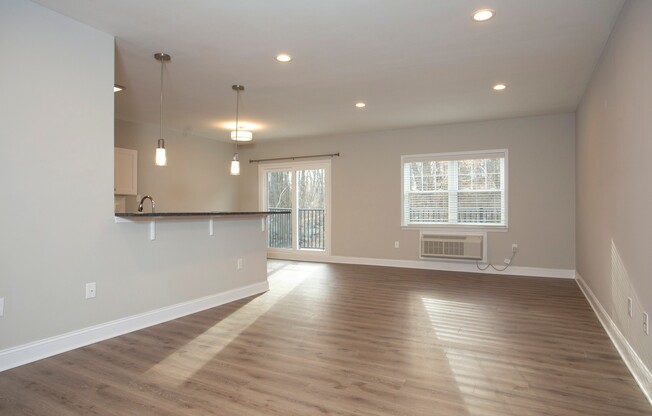 2 beds, 2 baths, 1,294 sqft, $2,900, Unit Apt 204