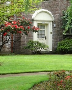 2 beds, 1 bath, 950 sqft, $1,715, Unit 35