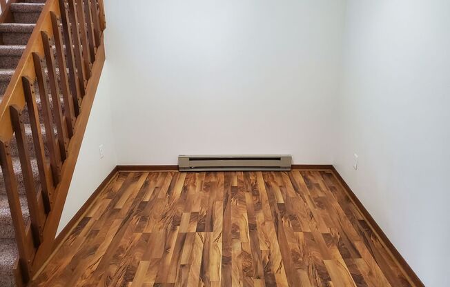 2 beds, 1.5 baths, 950 sqft, $1,434, Unit 5811-2A