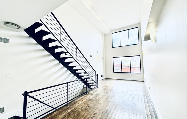 29 MACDOUGAL ST