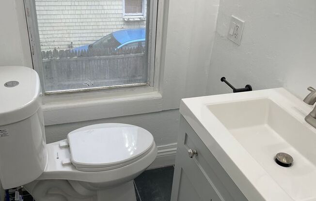 Newly renovated 4 bedroom 2 level apartment.