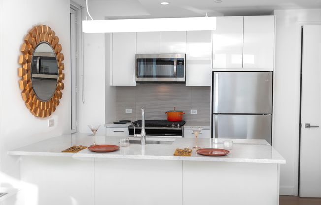 1 bed, 1 bath, $2,888, Unit 16J