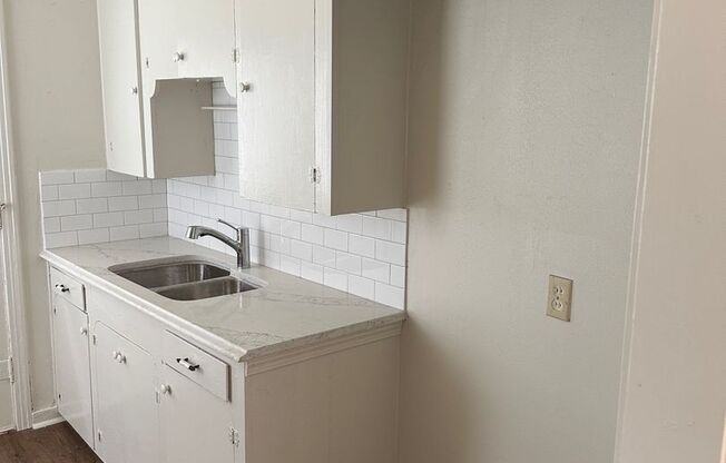 Remodeled Bossier 2 Bed 1 Bath Home - Vouchers Accepted