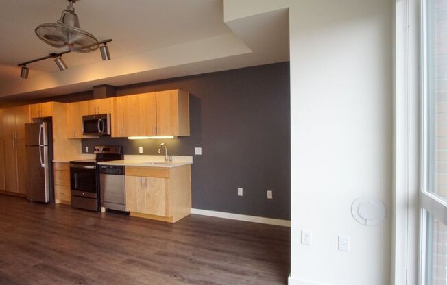 1 bed, 1 bath, $1,275, Unit 308