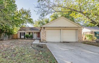 Open concept 3/2/2 home in Summerfields with Keller schools! 4620 China Rose Drive, Fort Worth TX 76137