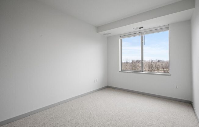 3 beds, 2 baths, 1,297 sqft, $2,545, Unit 207