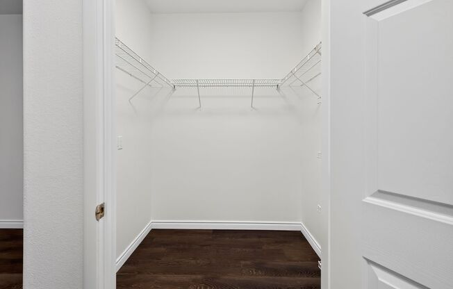 3 beds, 2 baths, $1,680, Unit # 1208