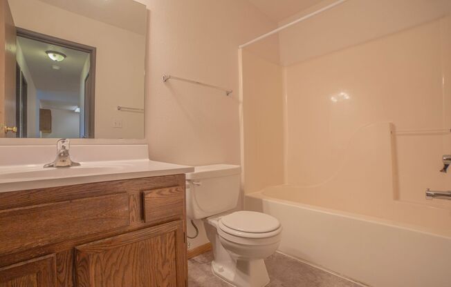 2 beds, 1 bath, 815 sqft, $895, Unit 1415-304