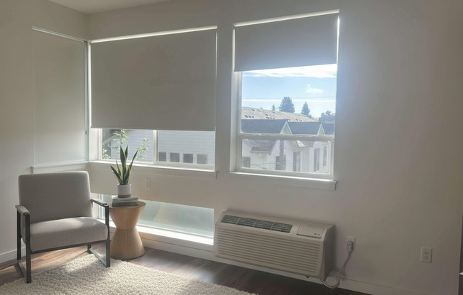 J0629 - North Louie Apartments