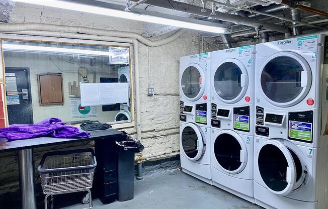 Studio, 1 bath, $2,650, Unit 2H