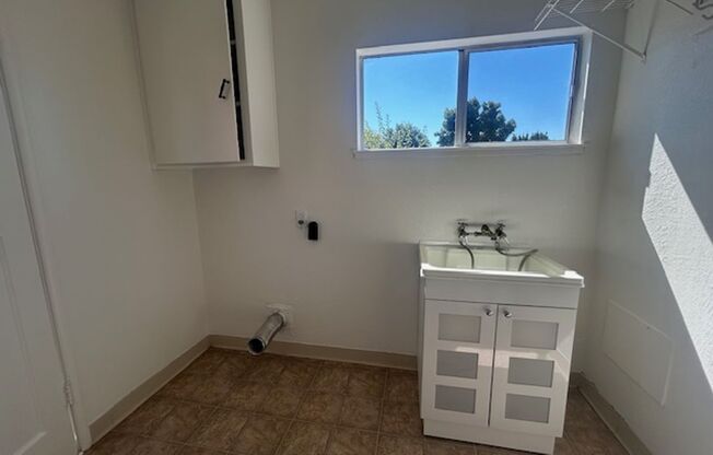 1 bed, 1 bath, $1,995