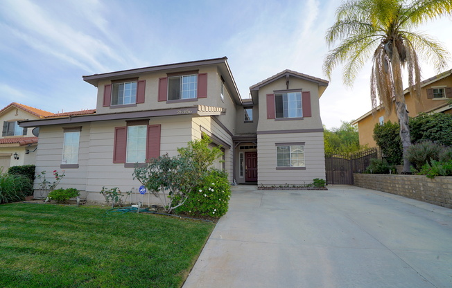 COMING SOON! Hillcrest 6 Bedroom Home in Castaic!
