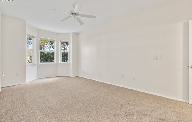 2 beds, 2 baths, $2,395, Unit Unit 801
