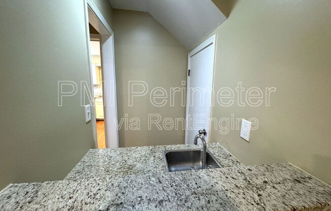 5338 ROBERTS DR