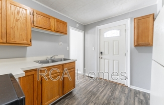 906 Laurel St, Unit 2