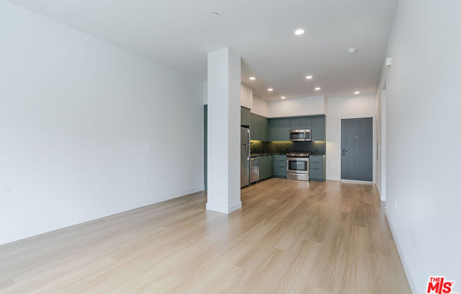 1 bed, 1 bath, 778 sqft, $3,595, Unit 203