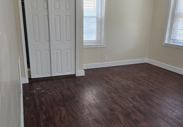 432 N 64 ST