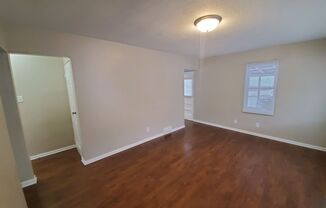 3 beds, 1 bath, $1,395